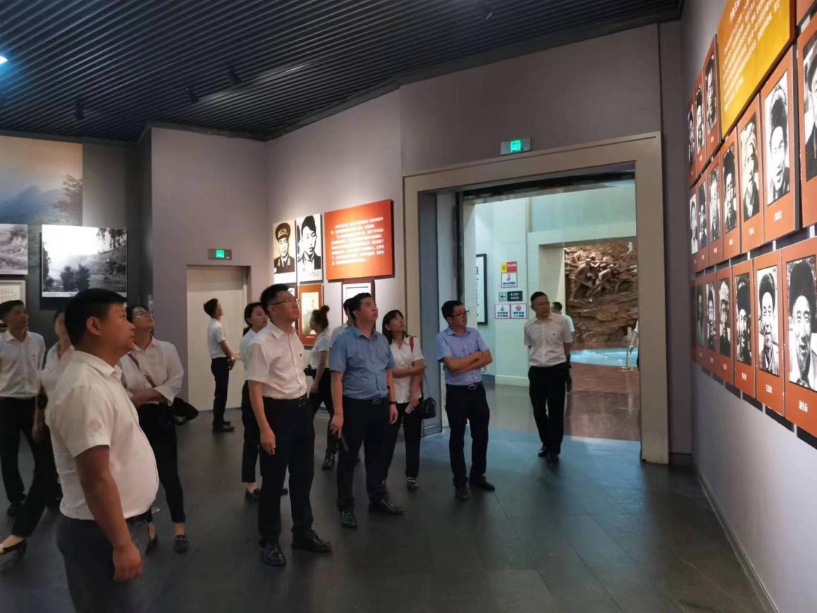 华贵人寿党建图3.jpg